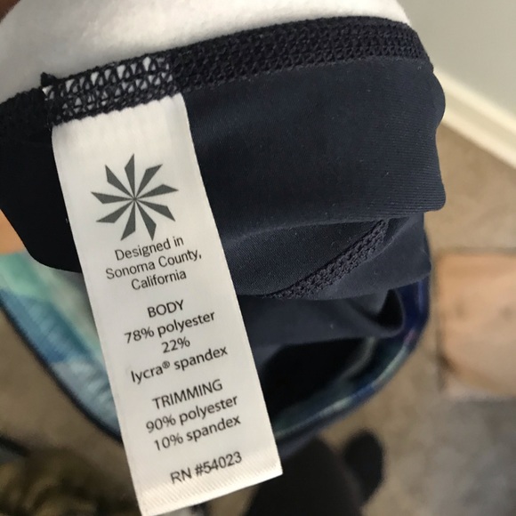 Athleta Luminous Powder Peak Leggings - Picture 8 of 8